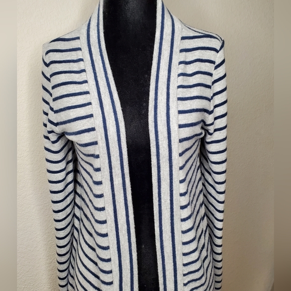 Mix by 41 Hawthorn Cardigan - Picture 2 of 12